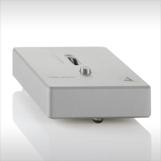 Clearaudio Nano V2 MM/MC Phono Preamplifier