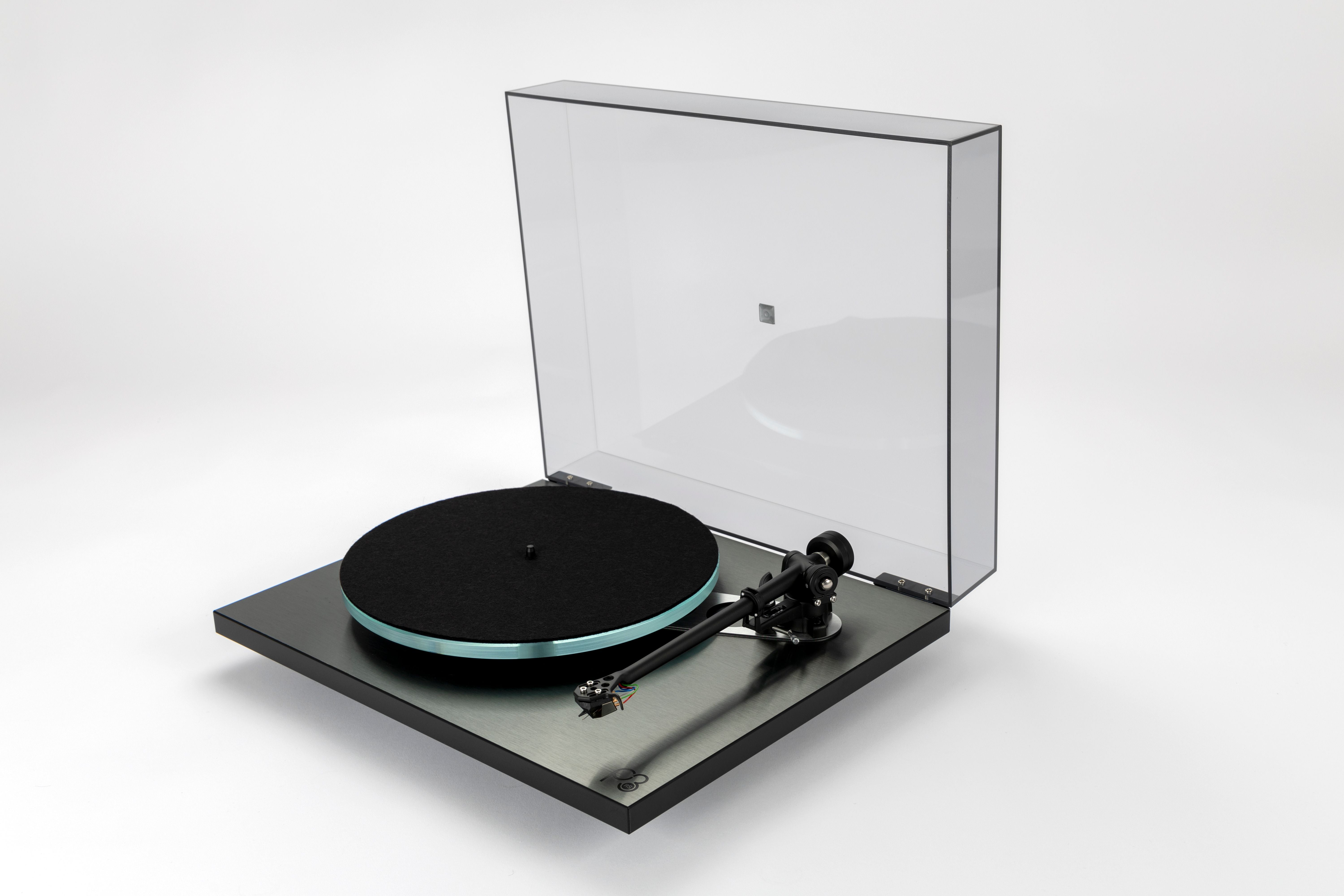 Rega Planar 3 RS Edition 4 Rega Planar 3 RS Edition Turntable - Dedicated Audio