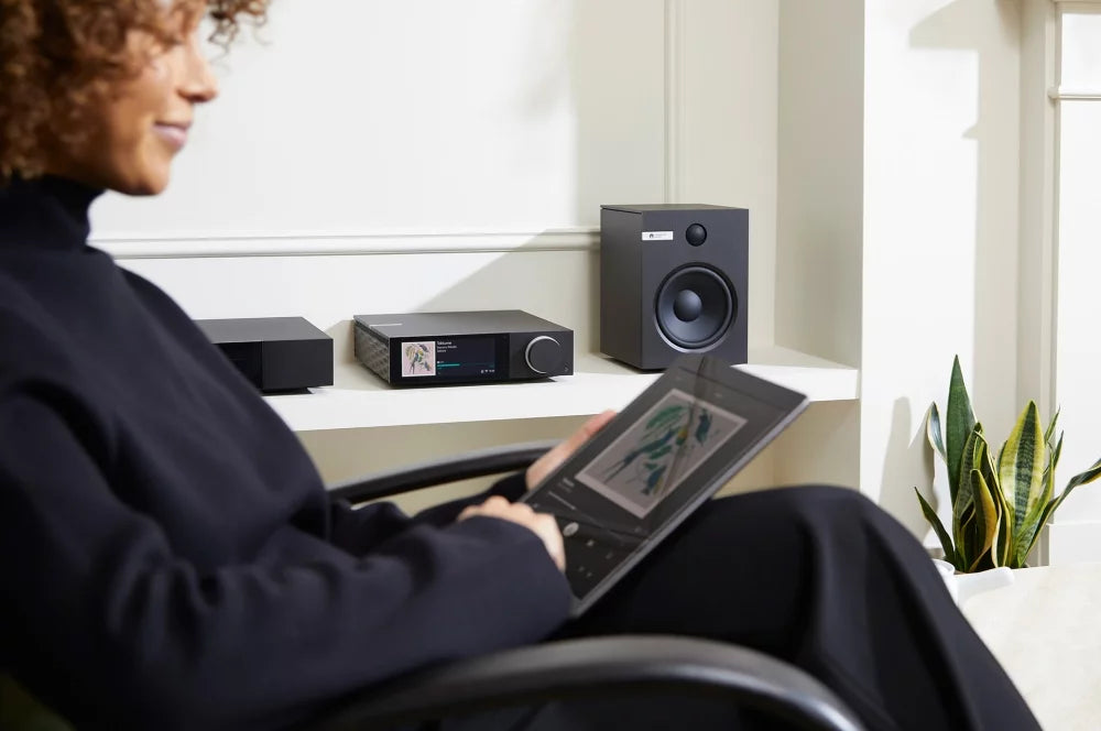 Cambridge Audio Evo 150  DeLorean Edition All-In-One Player