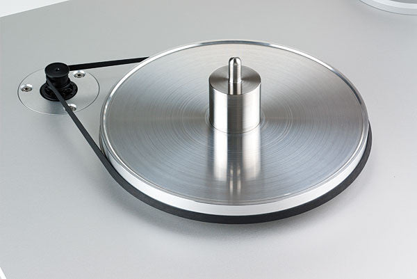 Clearaudio Ovation Turntable with Tracer Carbon Fiber Tonearm
